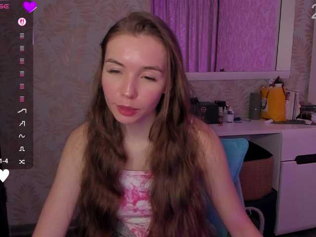 YonaBones's BongaCams show and profile