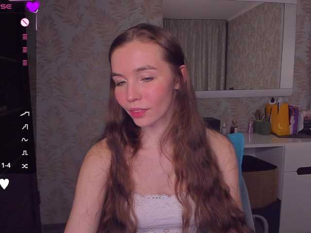 YonaBones's BongaCams show and profile