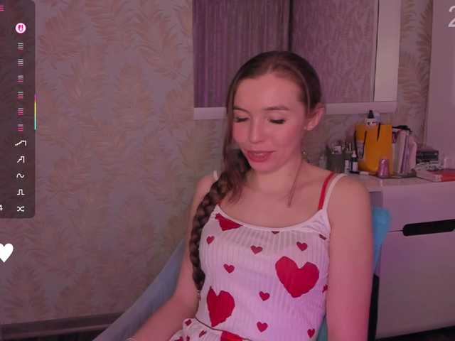 YonaBones's BongaCams show and profile