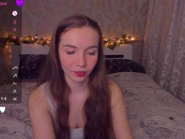 YonaBones's BongaCams show and profile