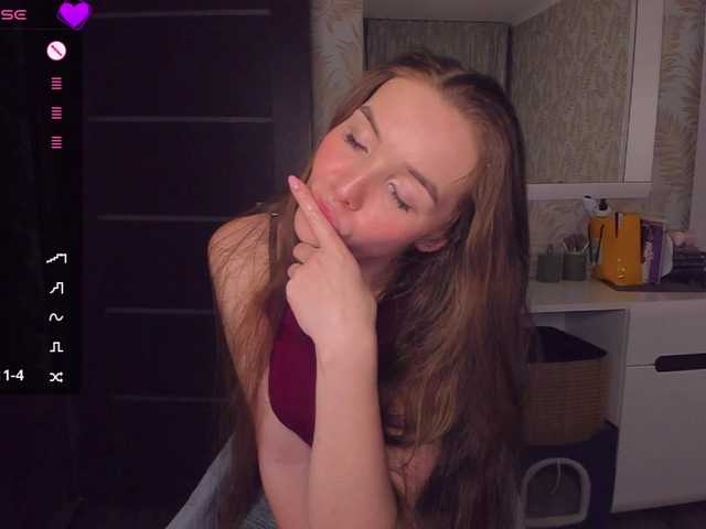 YonaBones's BongaCams show and profile