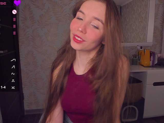 YonaBones's BongaCams show and profile