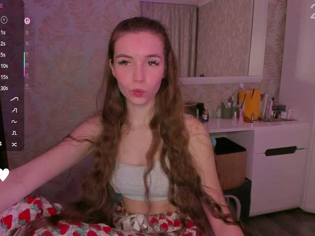 YonaBones's BongaCams show and profile