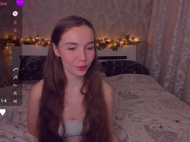 YonaBones's BongaCams show and profile