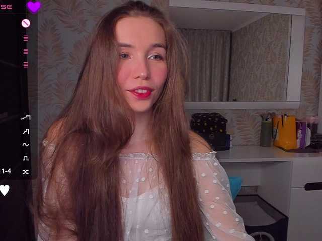 YonaBones's BongaCams show and profile