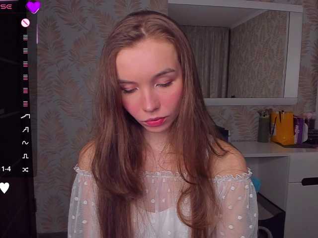 YonaBones's BongaCams show and profile