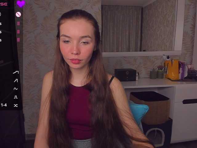 YonaBones's BongaCams show and profile