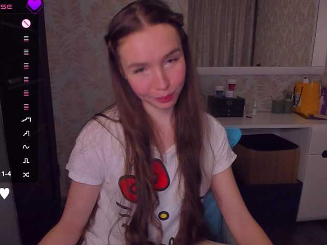 YonaBones's BongaCams show and profile