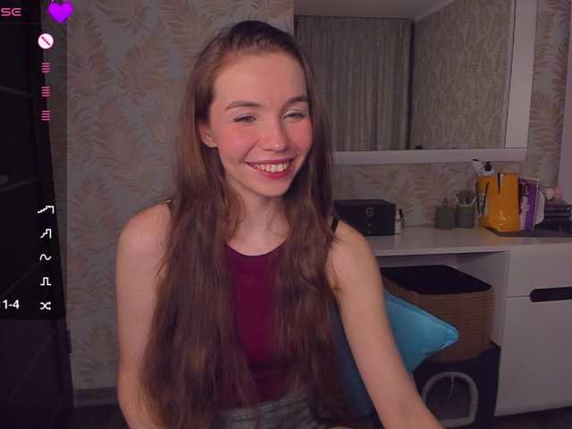 YonaBones's BongaCams show and profile