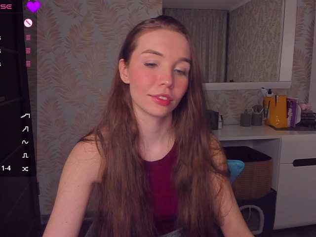 YonaBones's BongaCams show and profile