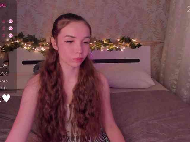 YonaBones webcam