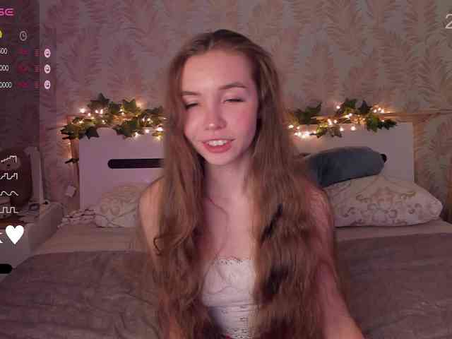 YonaBones webcam