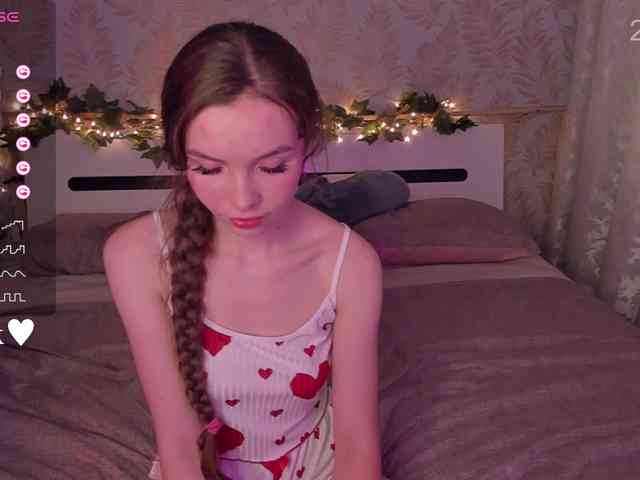 YonaBones webcam