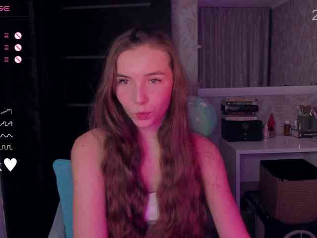 YonaBones webcam