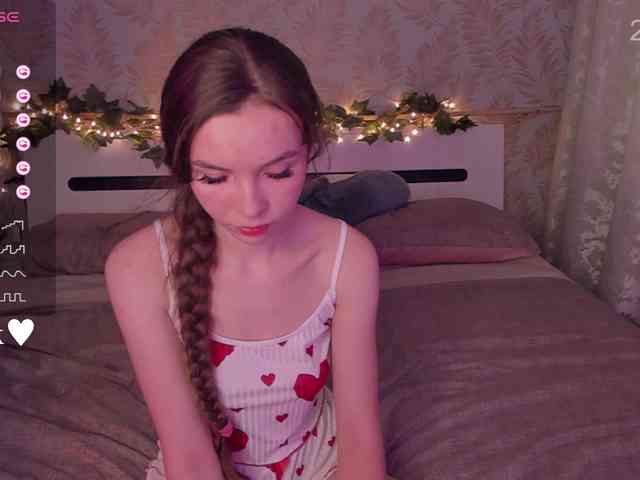 YonaBones webcam