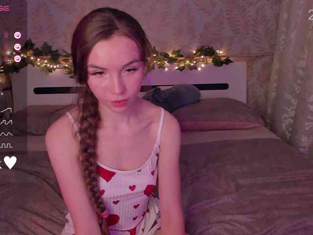 YonaBones webcam