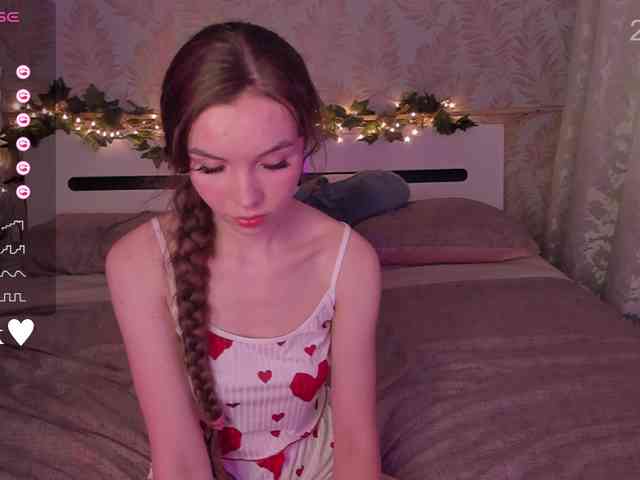 YonaBones webcam