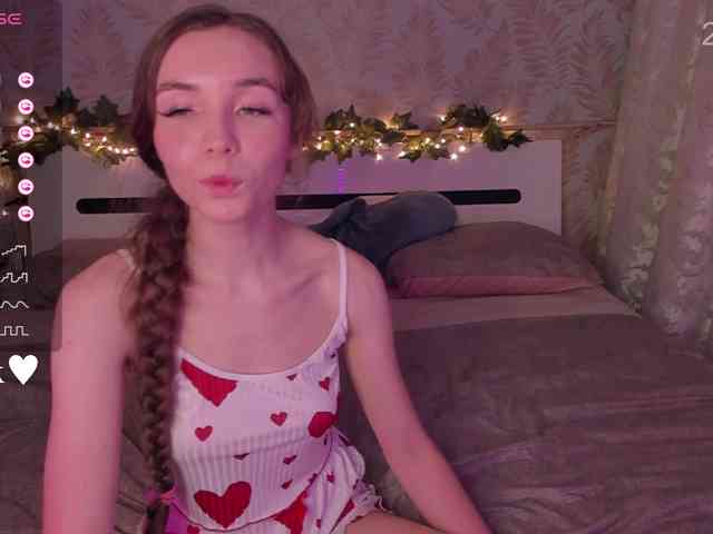 YonaBones webcam