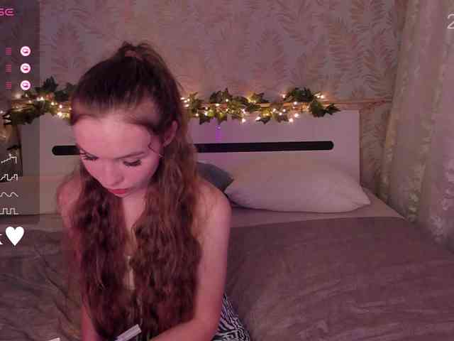 YonaBones webcam