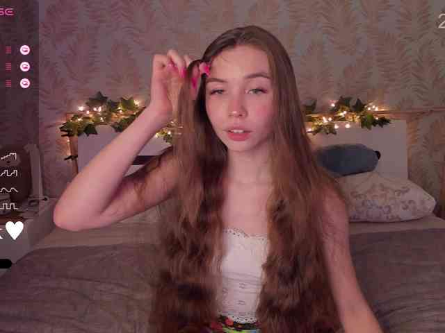 YonaBones webcam