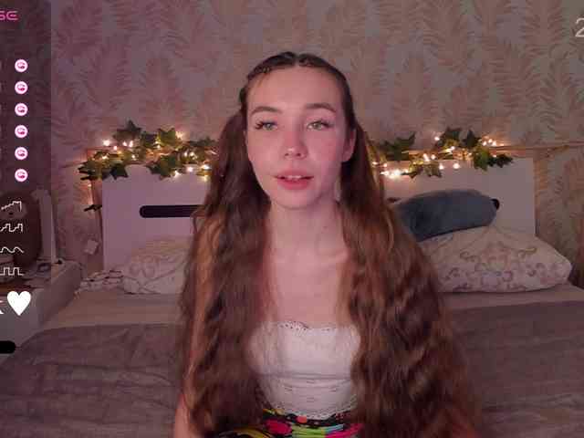 YonaBones webcam
