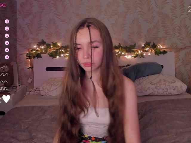 YonaBones webcam