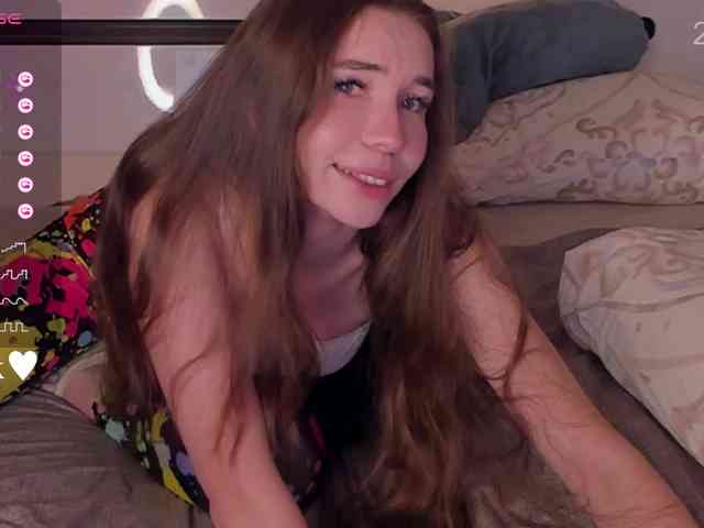 YonaBones webcam