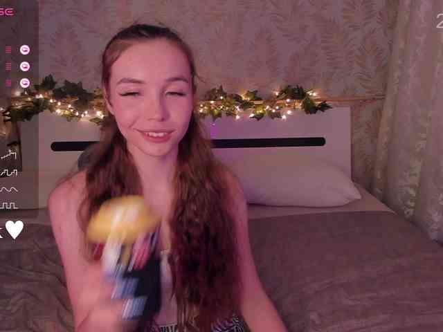 YonaBones webcam