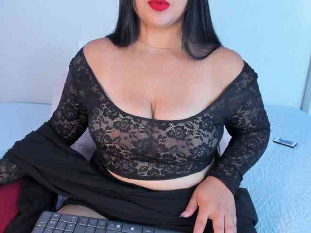 miahkumar- webcam