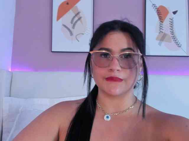 miahkumar- webcam