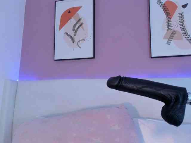 miahkumar- webcam