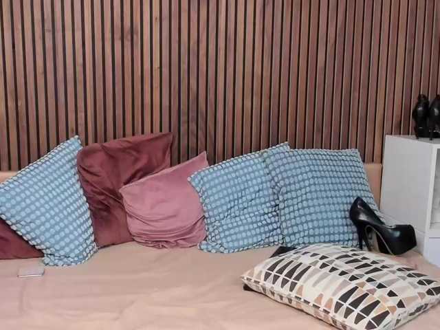 LexyLuv's BongaCams show and profile