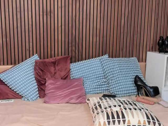 LexyLuv's BongaCams show and profile