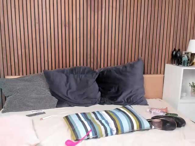 LexyLuv live cam profile