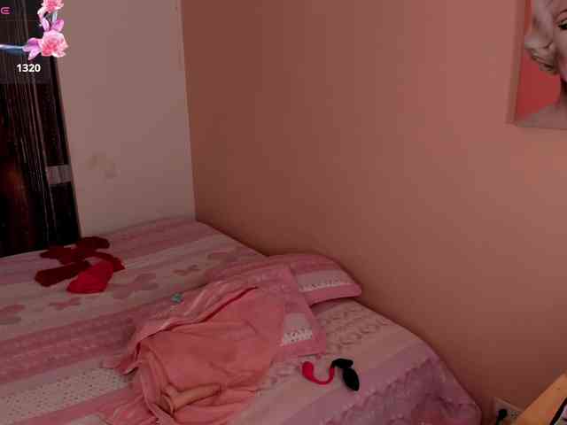 JuliietaMars webcam