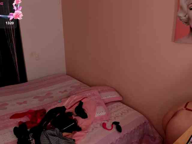 JuliietaMars webcam