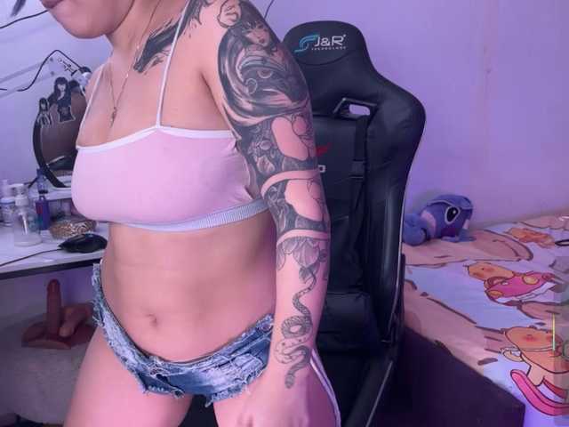 alex-kei Live Cam on BongaCams