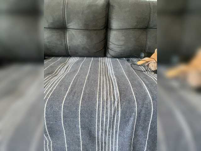 ALISAMAKS — NOW I CAN WATCH YOUR CAMERA FOR 80TC WITHOUT COMMENTS, 150TC WITH COMMENTS OR IN PRIVATE)ALL SHOWS AND MENU POINTS ARE REDUCED BY 50PERCENT)READ THE MENU