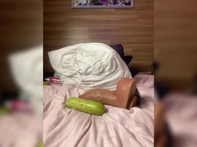 ALISAMAKS — NOW I CAN WATCH YOUR CAMERA FOR 80TC WITHOUT COMMENTS, 150TC WITH COMMENTS OR IN PRIVATE)ALL SHOWS AND MENU POINTS ARE REDUCED BY 50PERCENT)READ THE MENU