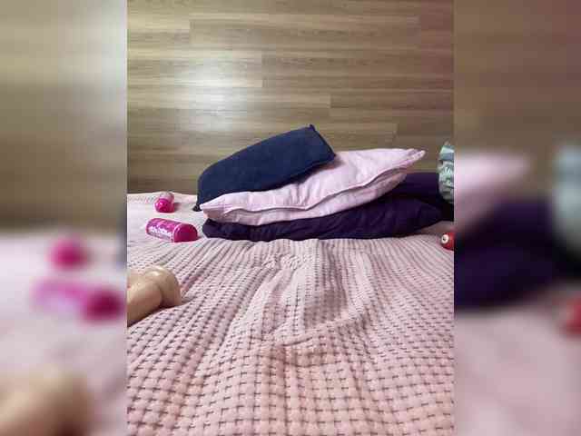 live sex chats ALISAMAKS
