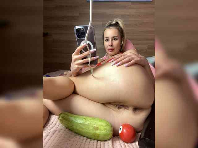 ALISAMAKS bongacams
