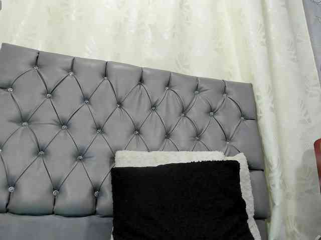 lunaeva23 webcam