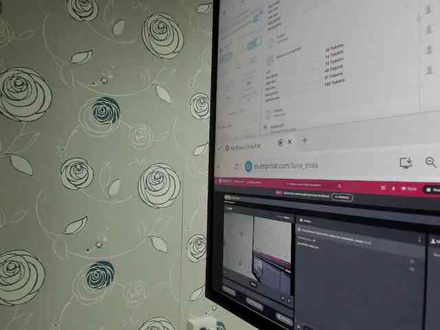 lunaeva23 webcam