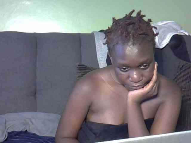 Hotebony01 Live Webcam on BongaCams