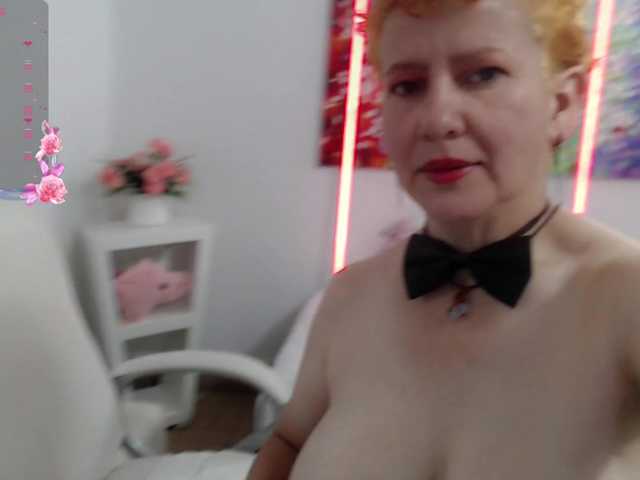 sharon-mom's BongaCams show and profile