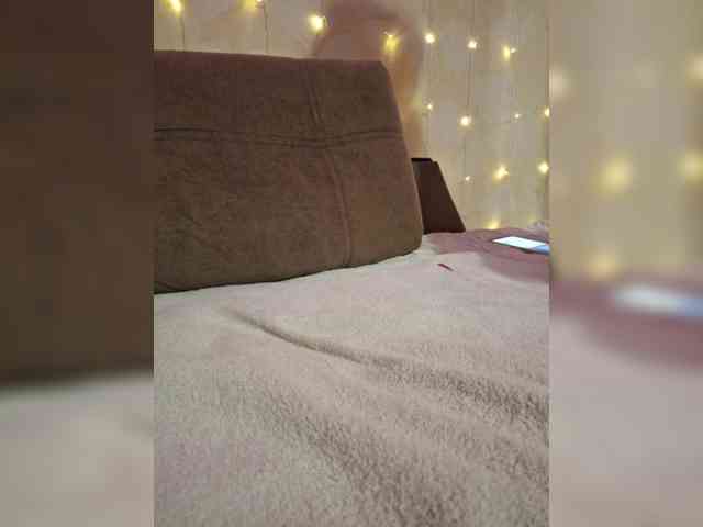-Alena-a webcam