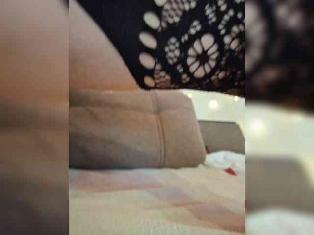 -Alena-a webcam