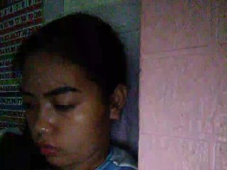 Image capture of hornylittleprincess69