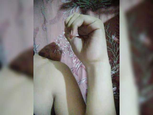 XXhornywetprincess99XX's BongaCams show and profile