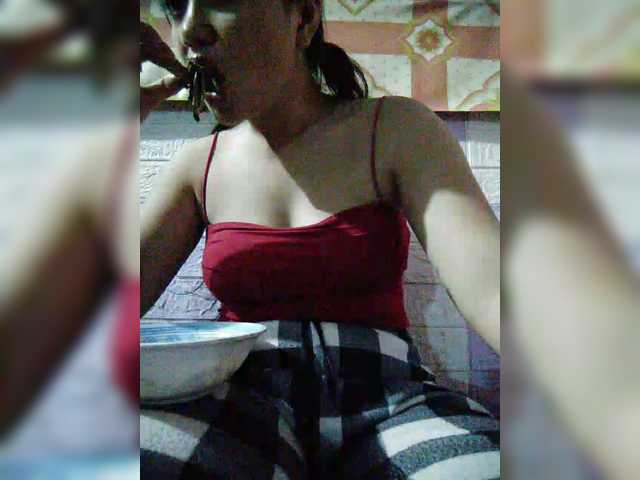 XXhornywetprincess99XX's BongaCams show and profile